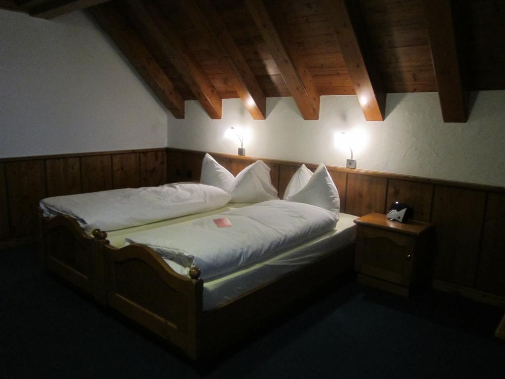 Hotel Zum Kreuz Aarau Exterior photo
