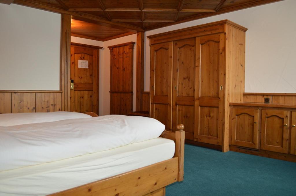 Hotel Zum Kreuz Aarau Room photo
